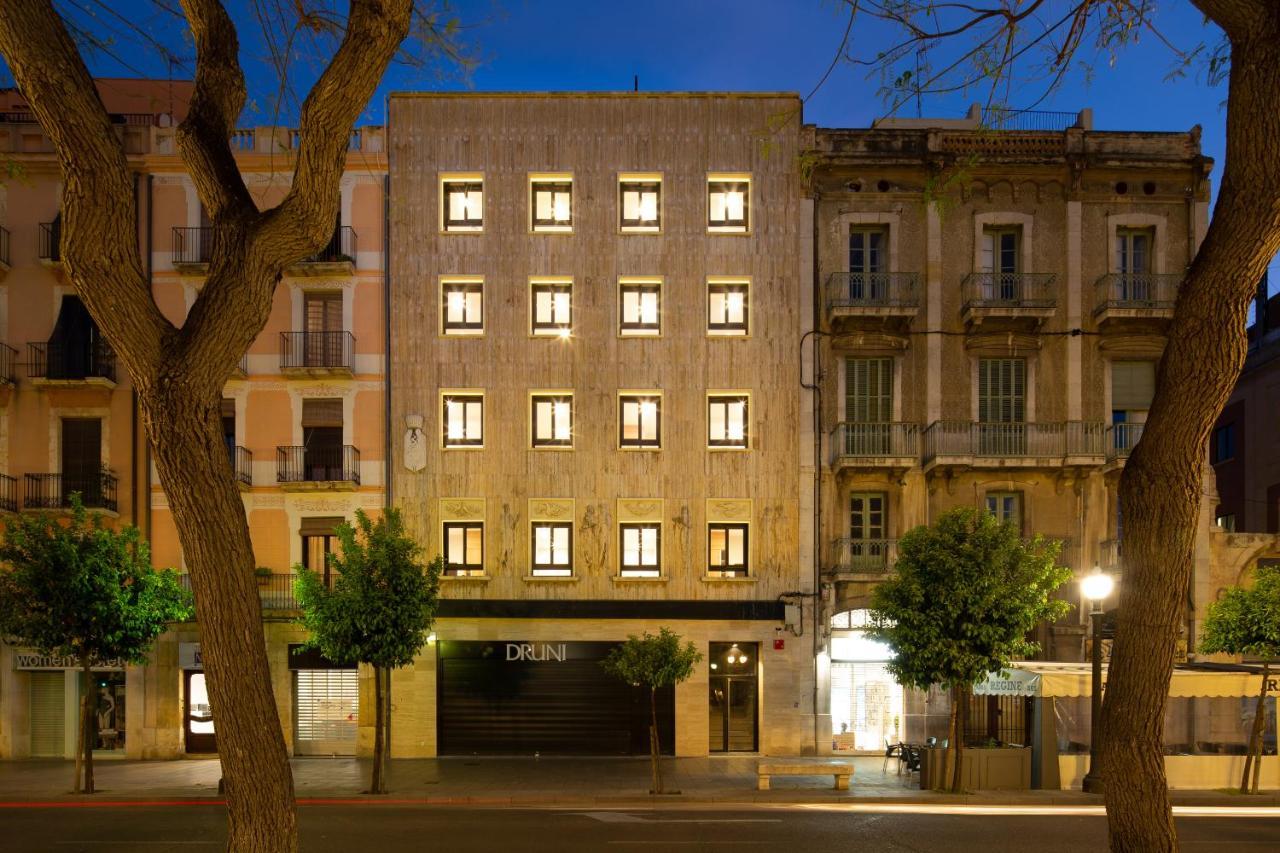 Tgna Rambla 68 Apartment Tarragona Bagian luar foto